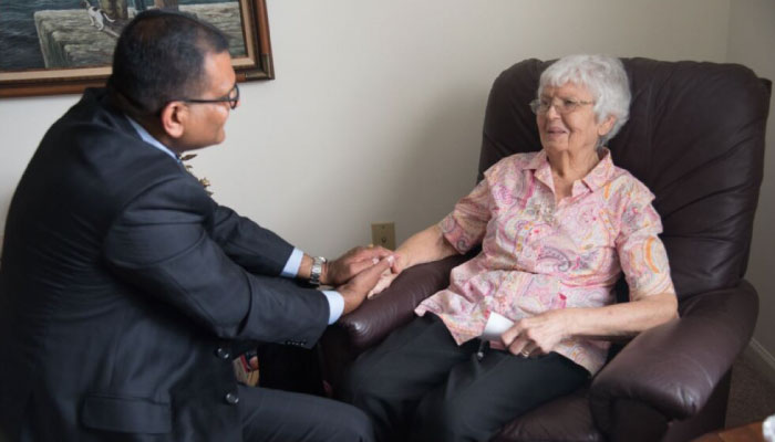 The Value in a House Call Doctor – Check Out These Five Benefits of Home Health Care